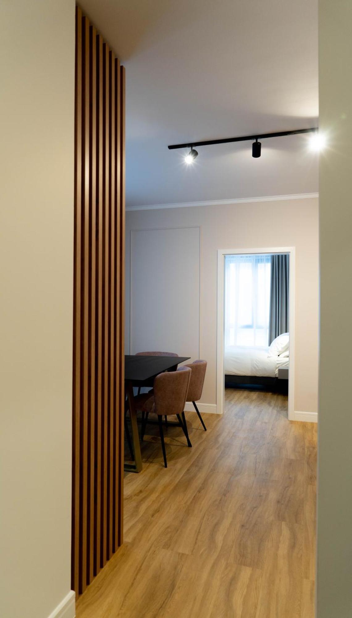 Bloom Downtown Suites Cluj-Napoca Buitenkant foto